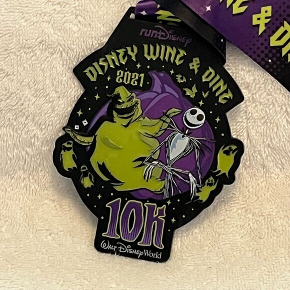 2021 Run Disney Wine & Dine 10K Villains Theme Oogie Boogie Jack Skellington WDW - Picture 1 of 6